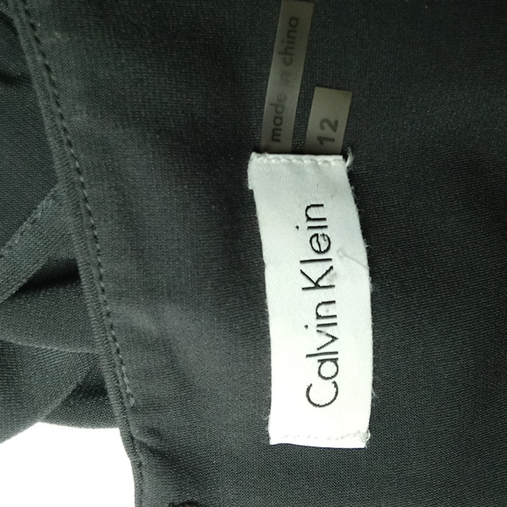 Calvin Kline View 4